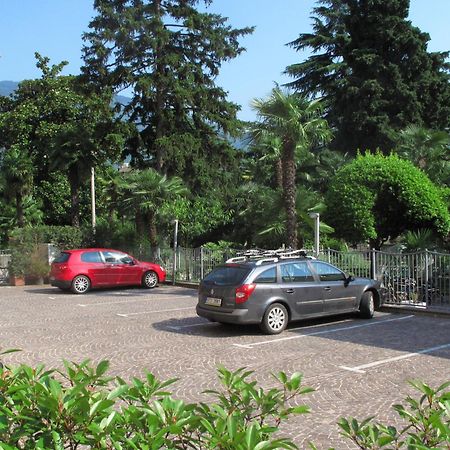 Hotel Olivo Арко Екстериор снимка