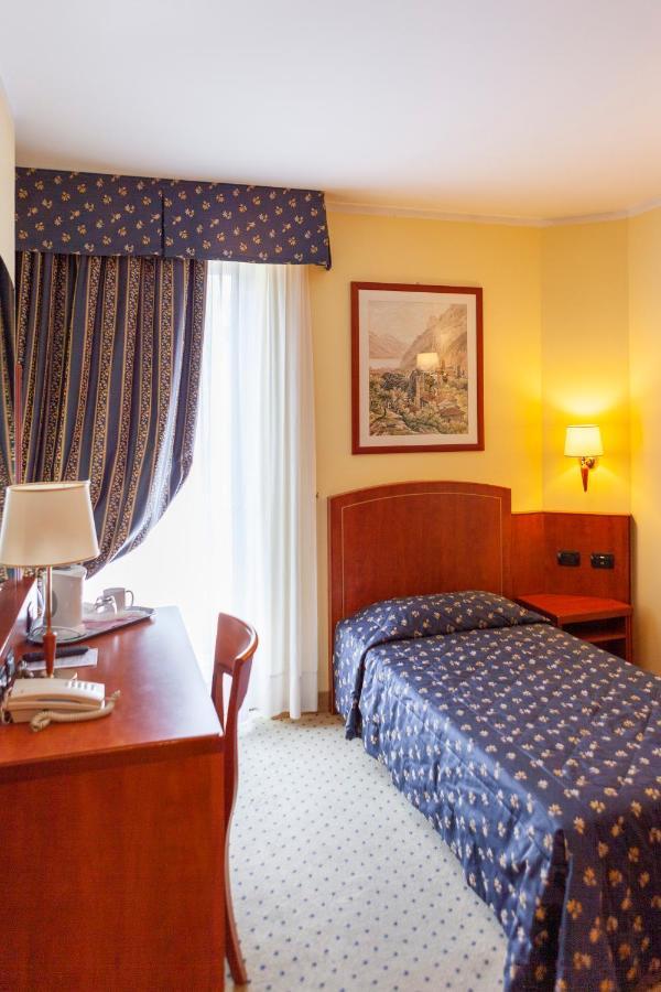 Hotel Olivo Арко Екстериор снимка