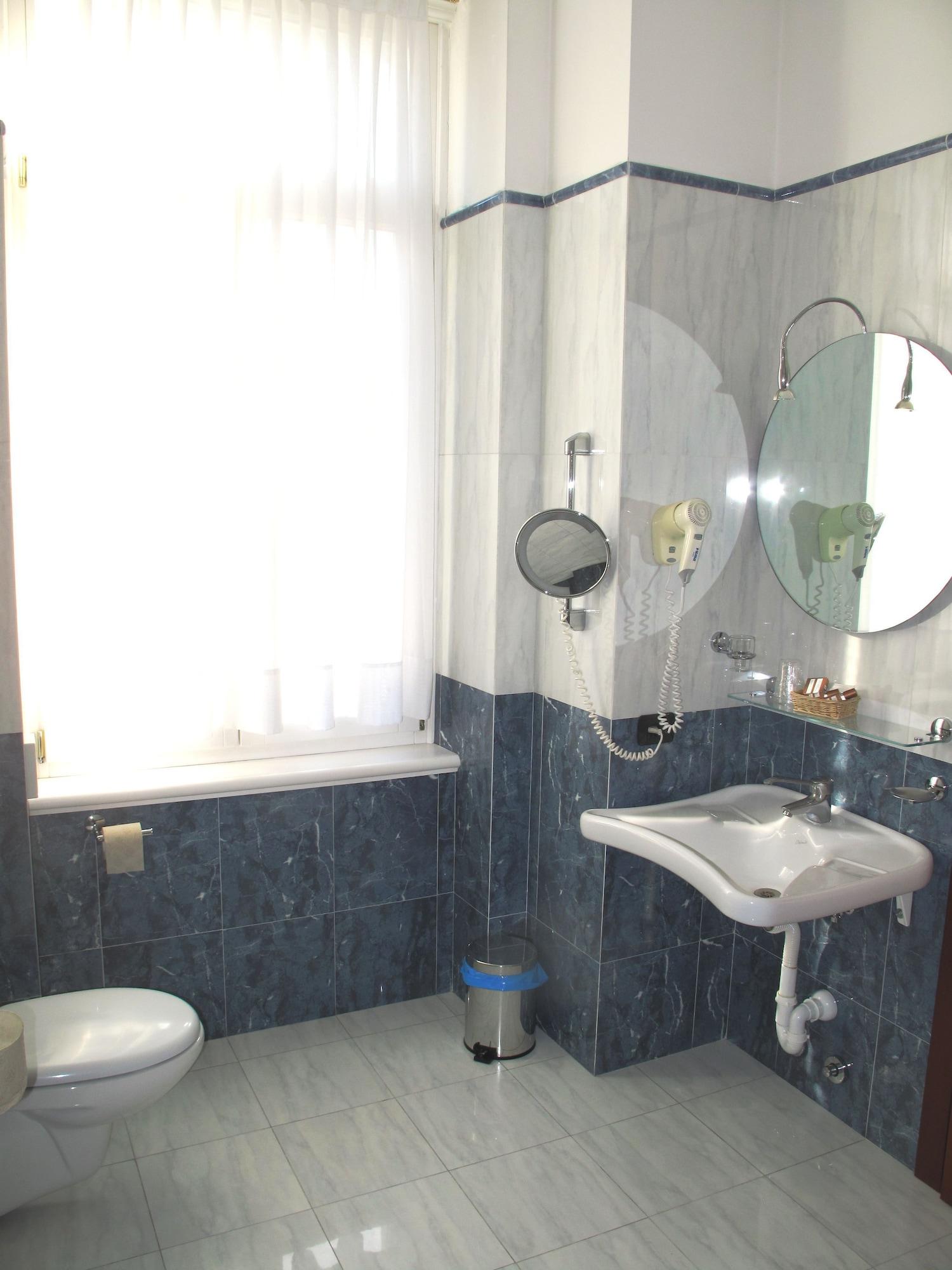Hotel Olivo Арко Екстериор снимка