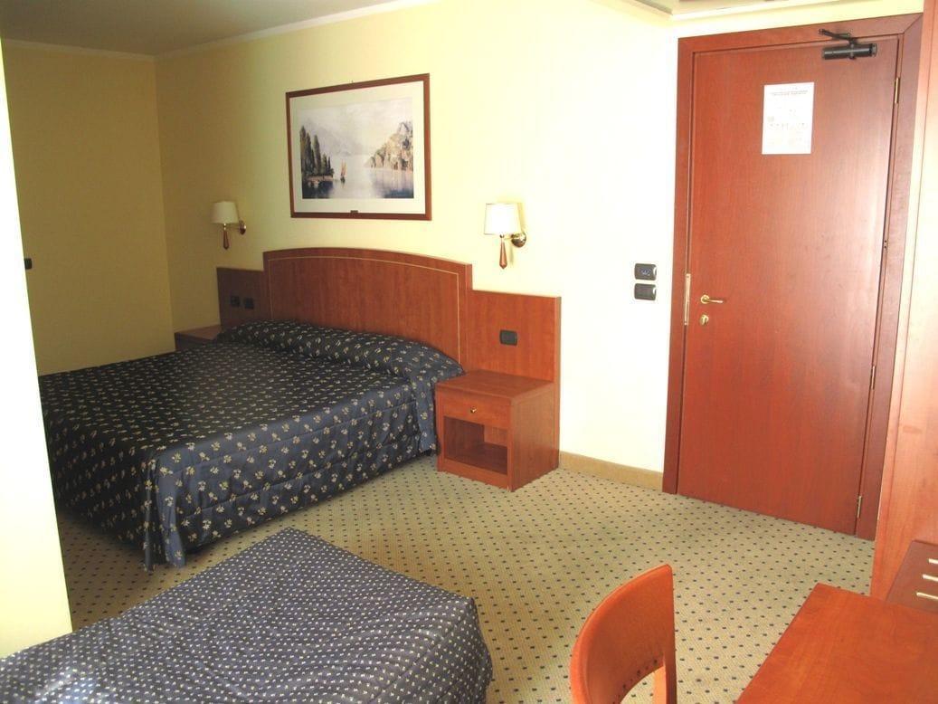 Hotel Olivo Арко Екстериор снимка