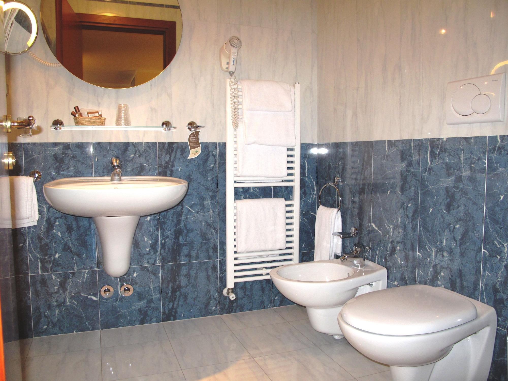 Hotel Olivo Арко Екстериор снимка