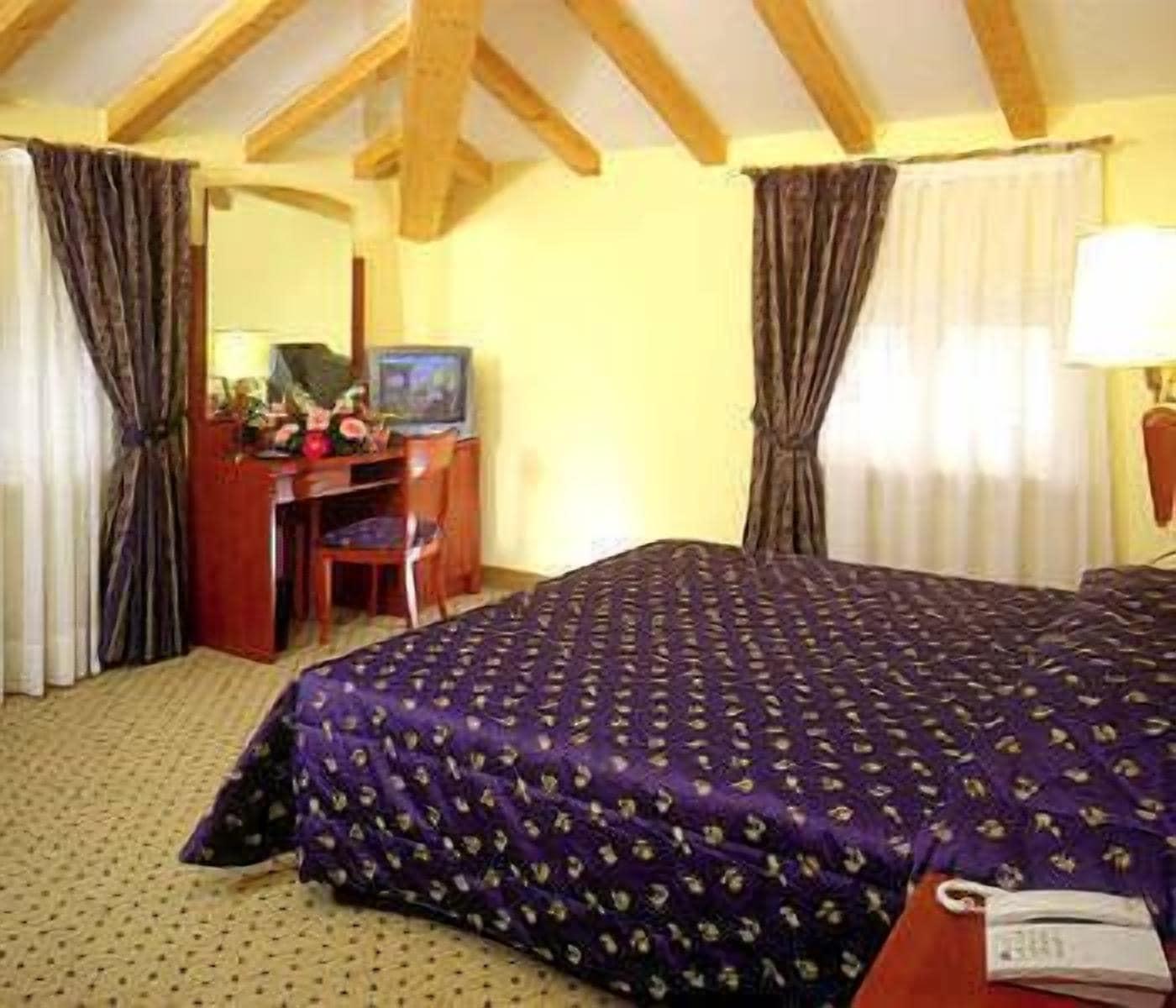 Hotel Olivo Арко Екстериор снимка