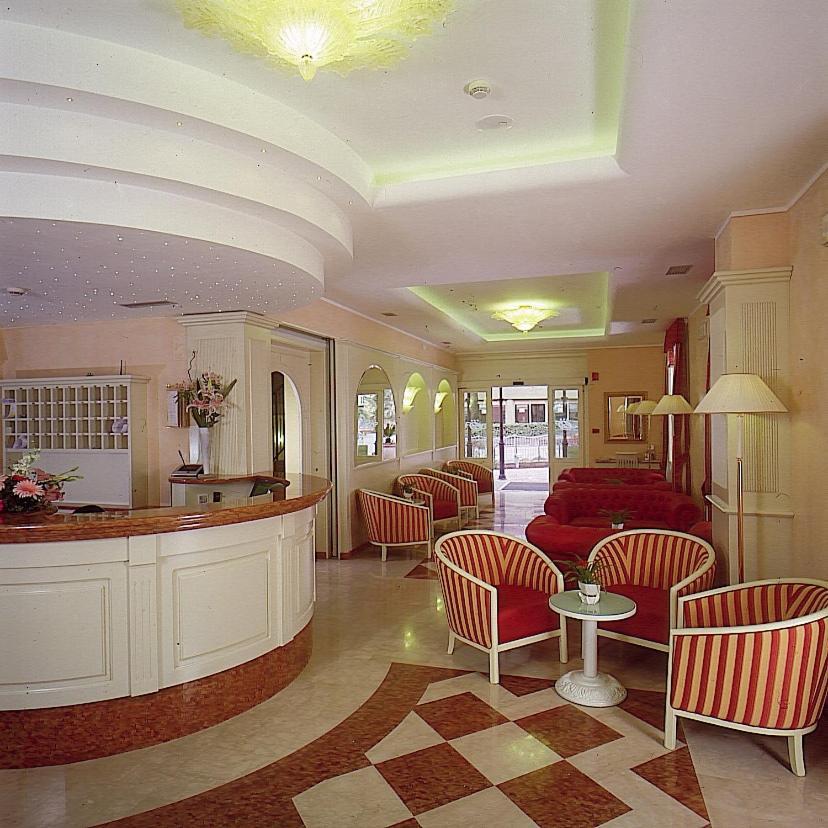 Hotel Olivo Арко Екстериор снимка