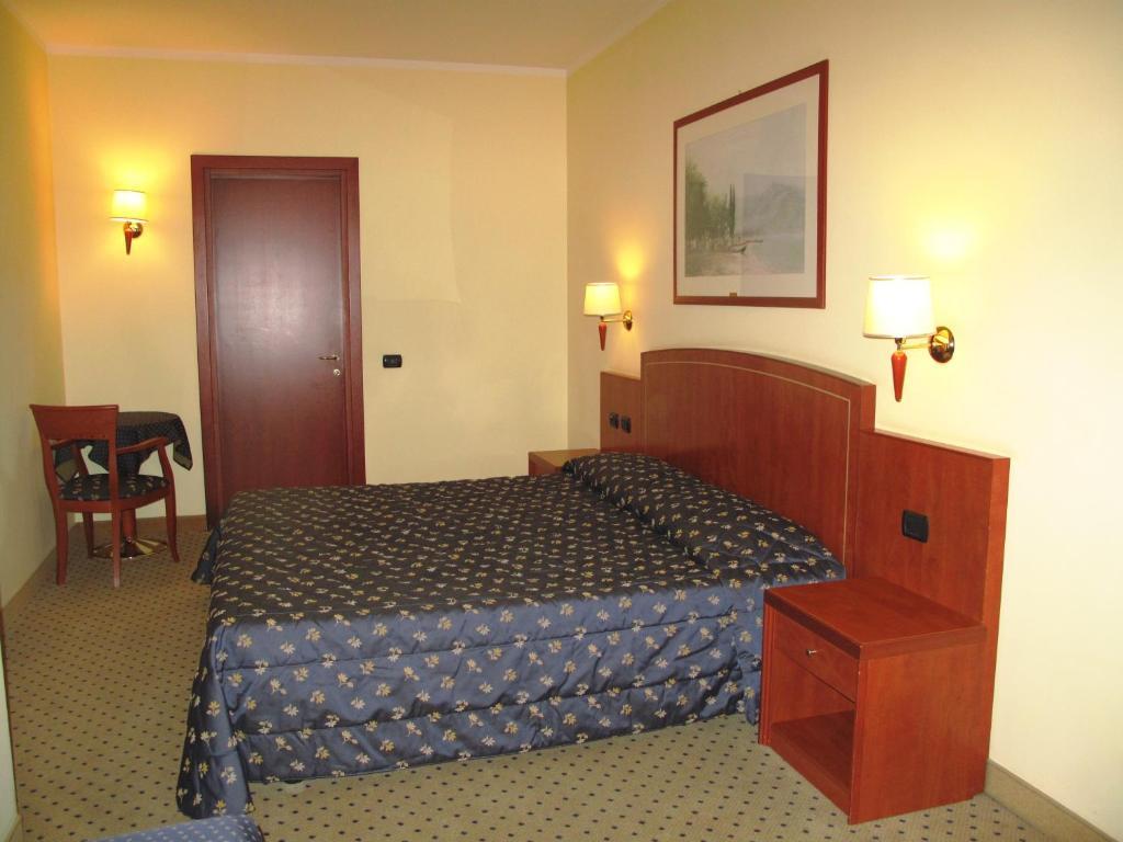 Hotel Olivo Арко Стая снимка